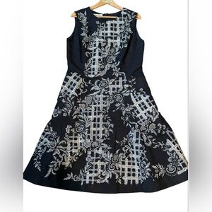 Oscar de la Renta Sleeveless Dress